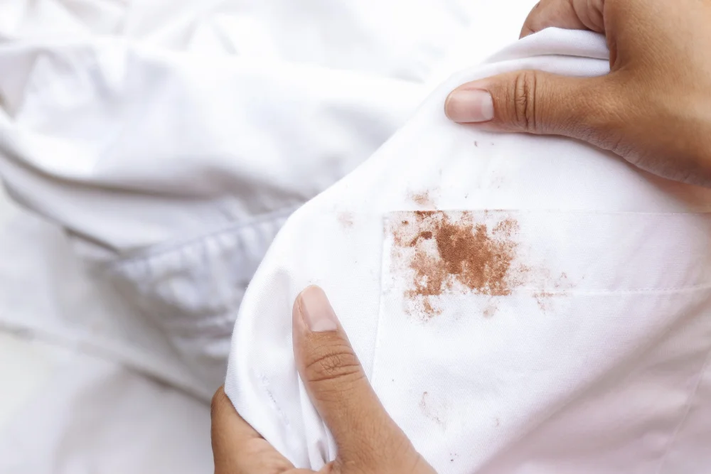 how to remove coffee stain out from white clothes
